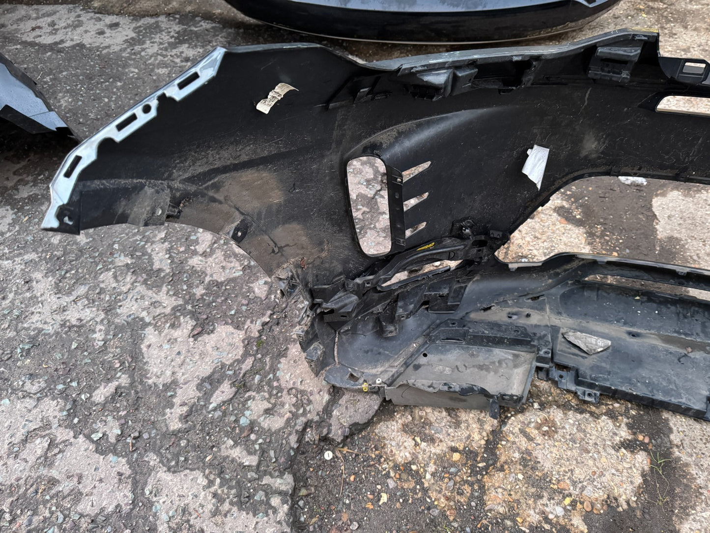 2024 LAND ROVER DISCOVERY SPORT L550 R-DYNAMIC FRONT UPPER & LOWER BUMPER