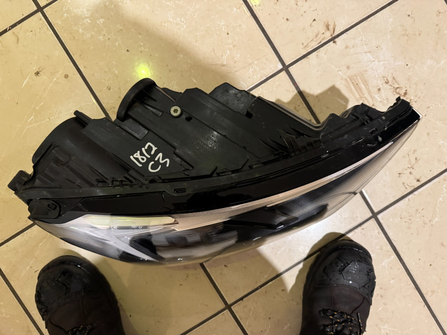 2025 AUDI A1 2018-2025 RIGHT SIDE LED HEADLIGHT 82A941034E (P23)