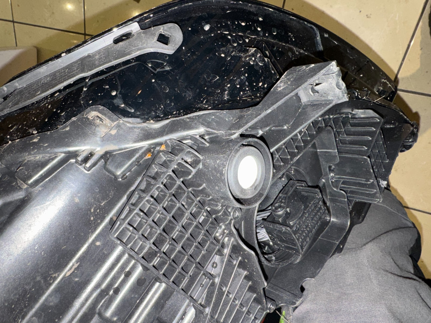 2025 AUDI A1 2018-2025 RIGHT SIDE LED HEADLIGHT 82A941034E (P23)