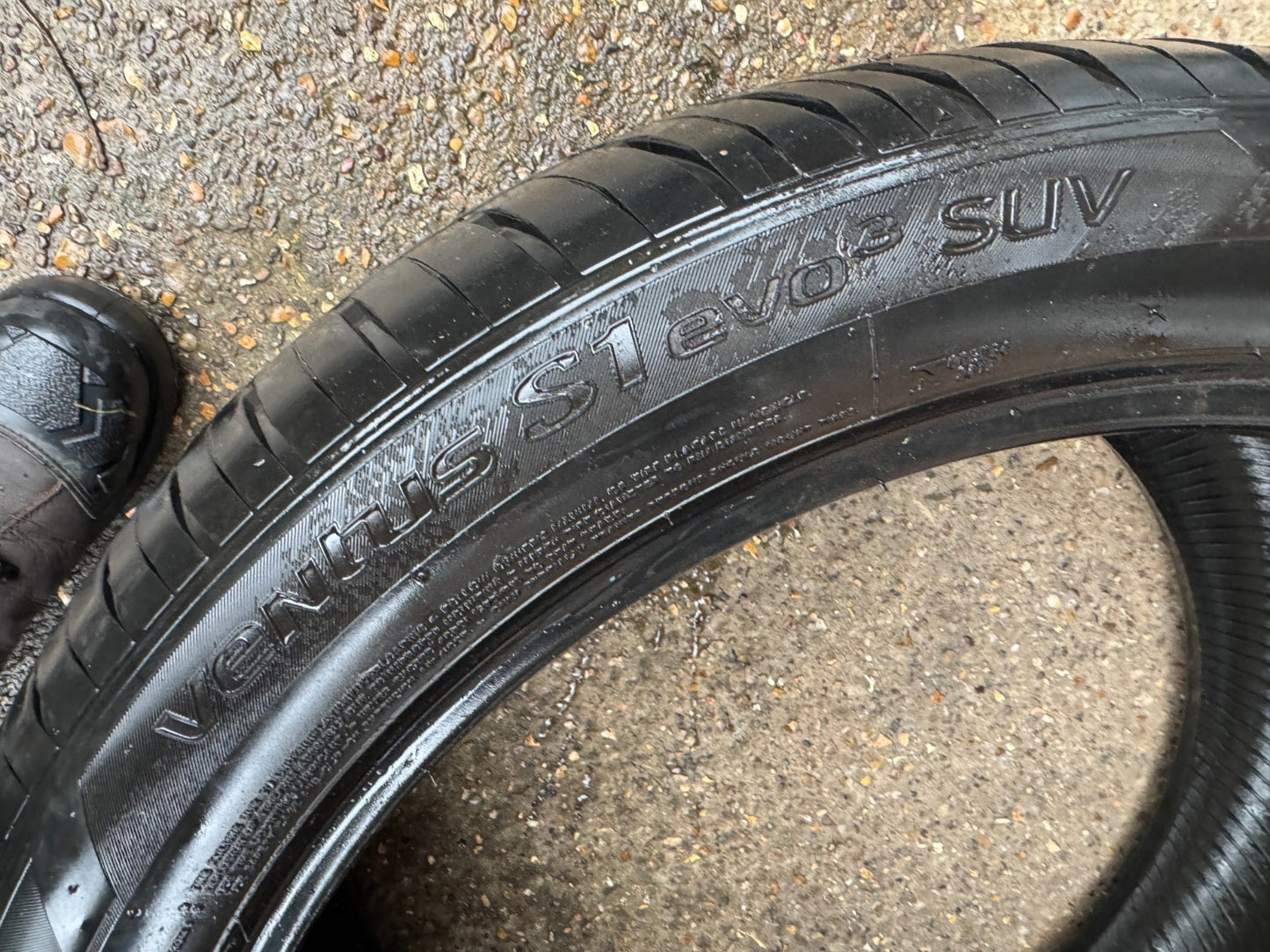 Hankook Ventus S1 Evo3 SUV RUNFLAT 275/40/21 275 40 21 107Y XL 6.3MM NO REPAIRS