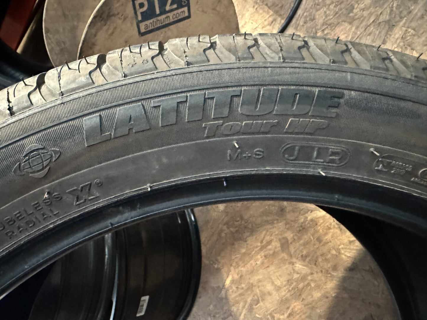 1 x Michelin Latitude Tour HP JLR 265/45R21 late 2023 6 -7 mm 265 45 21 PUNCTURE