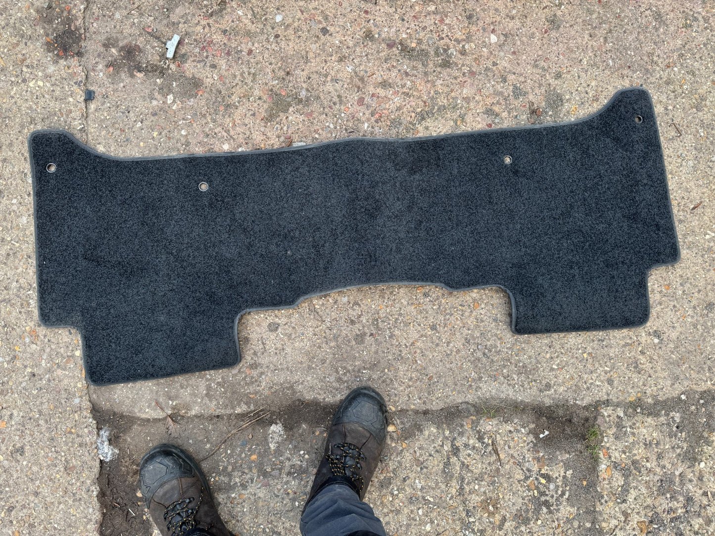 NEW Range Rover Vogue Sport Rear Floor Carpet Mat CPLA130A22BF8PVJ