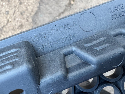 LAND ROVER DEFENDER L663 FRONT BUMPER LOWER GRILLE M8B2-17H750-C Cracked