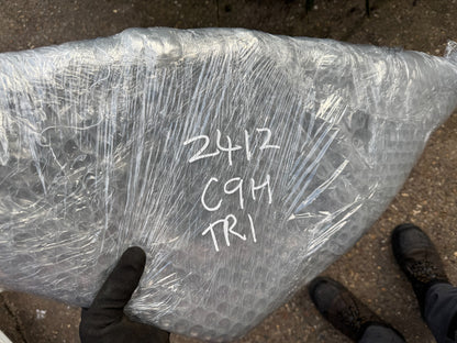 2024 MERCEDES-BENZ C T-Model S205 Rear Right Quarter Window 2056702412 Scratched