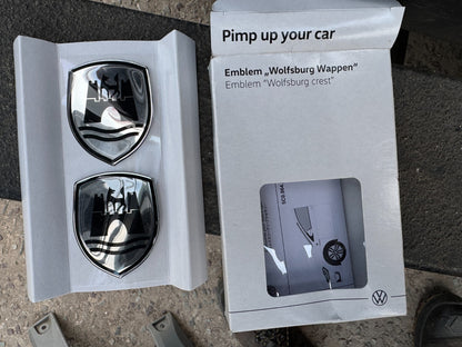 GENUINE VOLKSWAGEN WOLFSBURG EMBLEM DECORATIVE FILM SET BLACK 5C0064317ASXRW