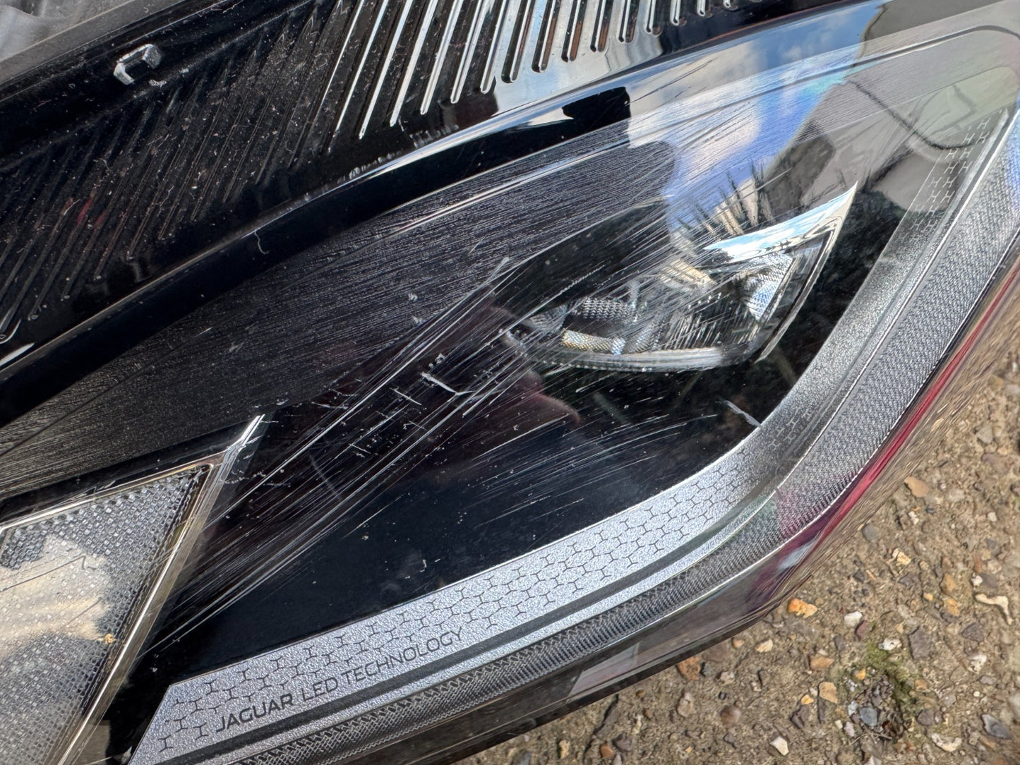 2023 GENUINE JAGUAR F-PACE LEFT HEADLIGHT LED X260 MK8313W030DE