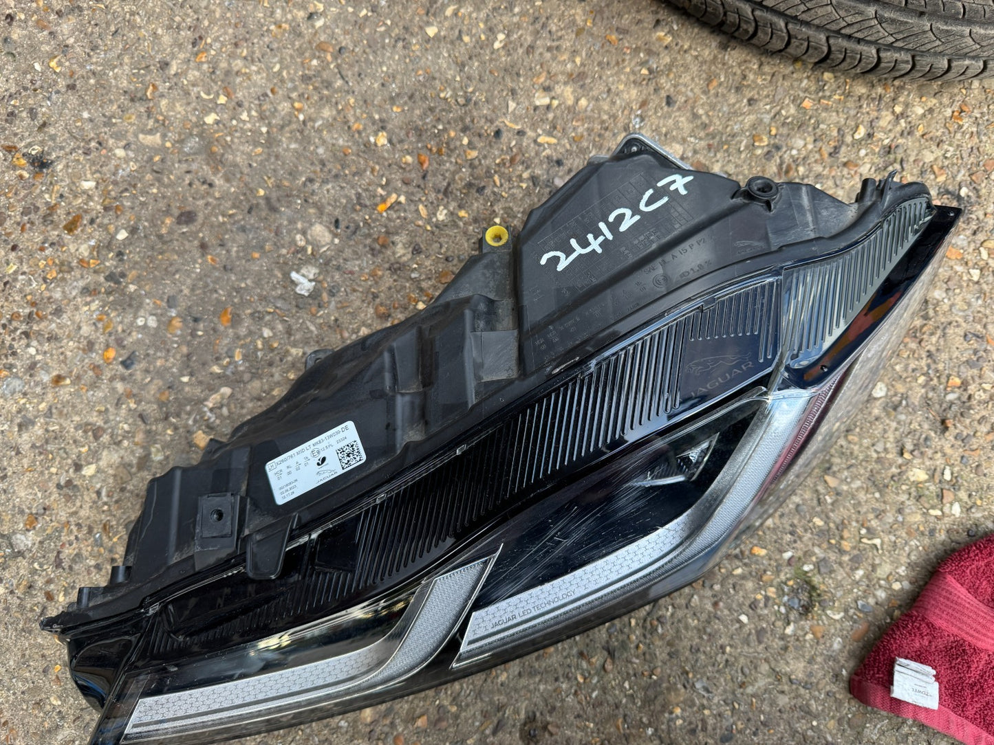 2023 GENUINE JAGUAR F-PACE LEFT HEADLIGHT LED X260 MK8313W030DE