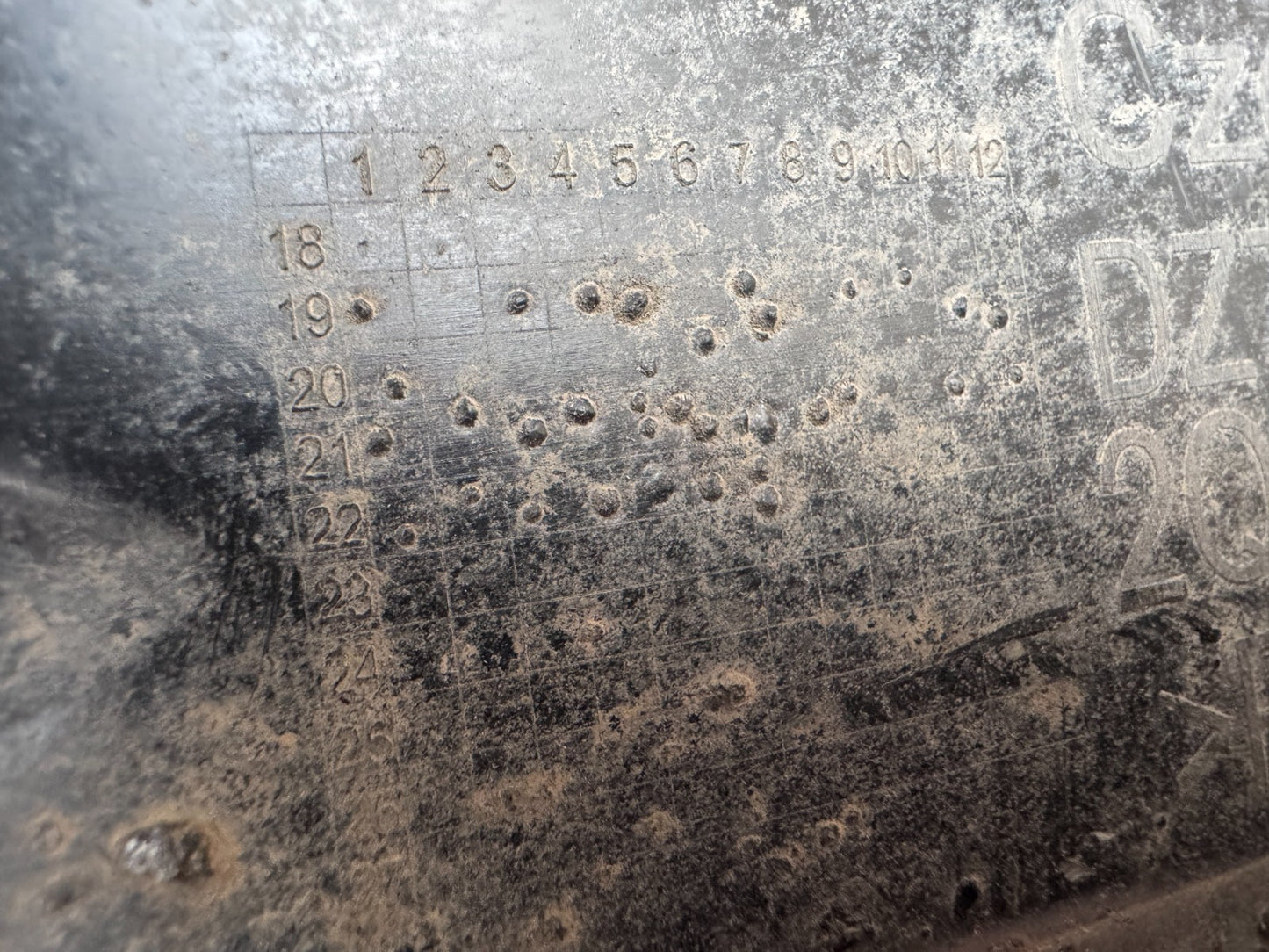 VOLKSWAGEN T-CROSS Undertray Right Side 2Q0825202