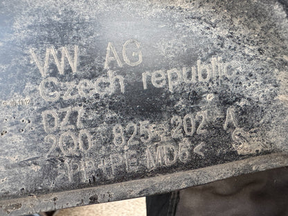 VOLKSWAGEN T-CROSS Undertray Right Side 2Q0825202