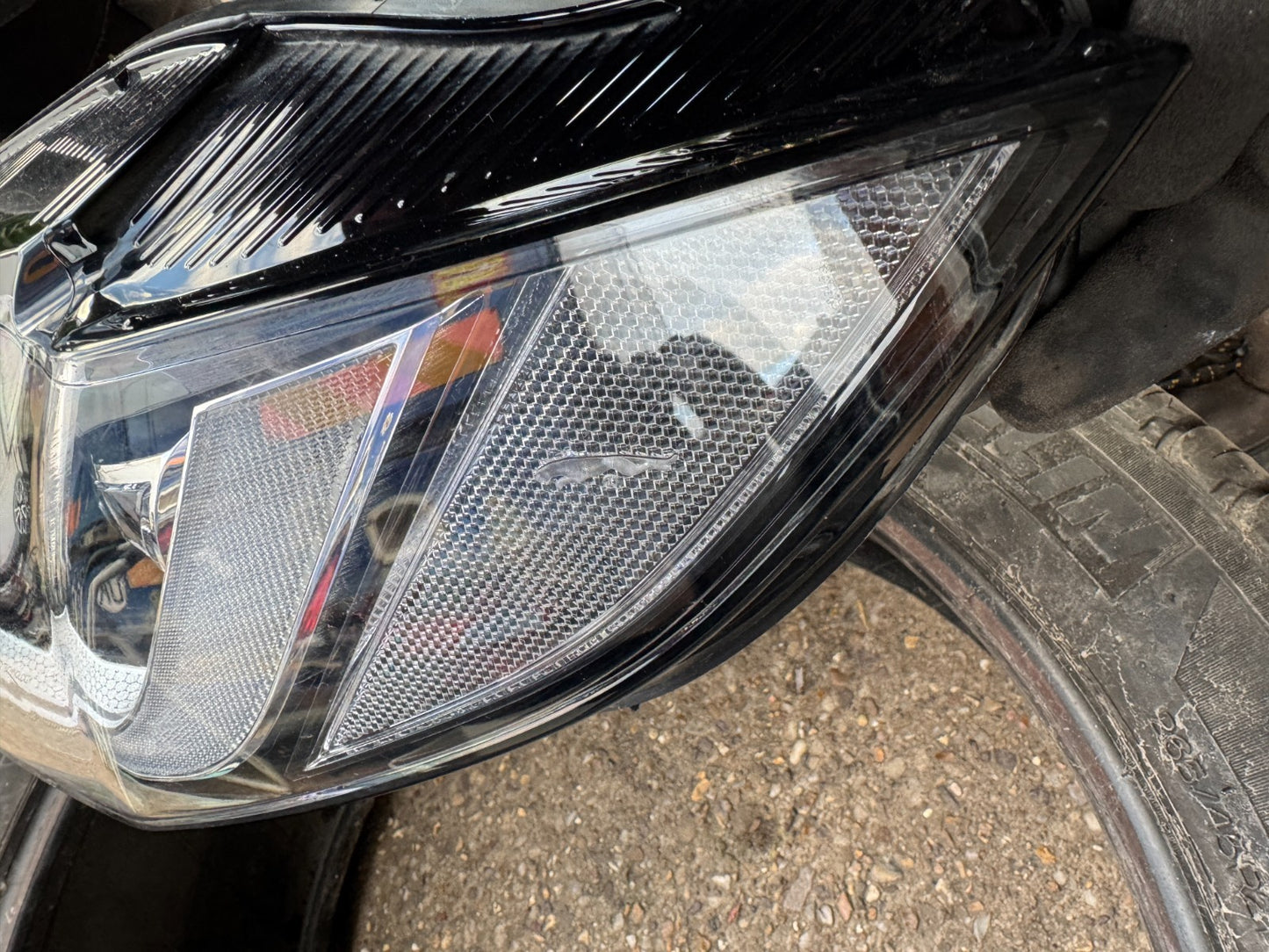 2023 GENUINE JAGUAR F-PACE LEFT HEADLIGHT LED X260 MK8313W030DE