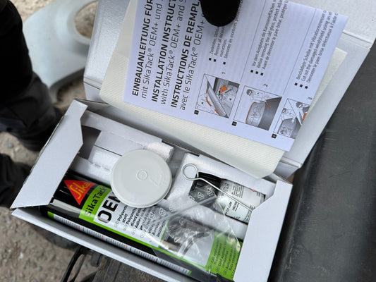 NEW GENUINE OEM Jaguar Land Rover Windscreen Adhesive & Sealer LR078295