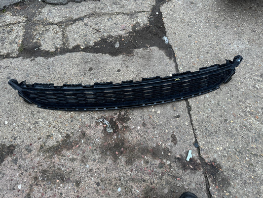 N9X2-17F791-B Range Rover Sport front lower grille 2022-on genuine