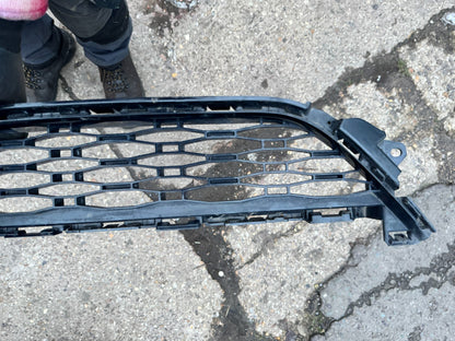 N9X2-17F791-B Range Rover Sport front lower grille 2022-on genuine
