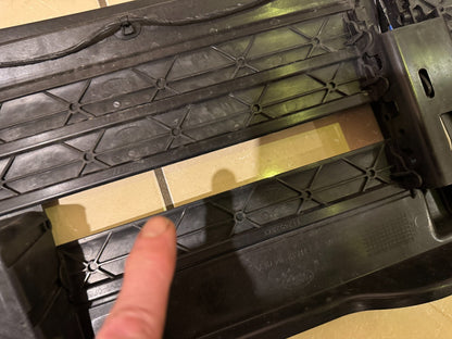 2024 LAND ROVER DISCOVERY L462 GENUINE AIR VENT ACTIVE SHUTTER GRILL HY328475A