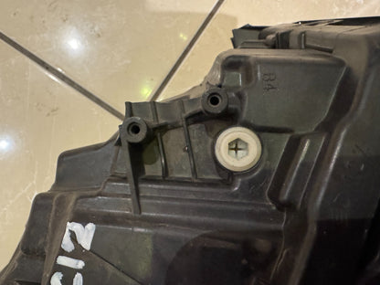 Genuine Land Rover Discovery V (L462) MY42-13W029-GB LED HIGH LT Right DAMAGED