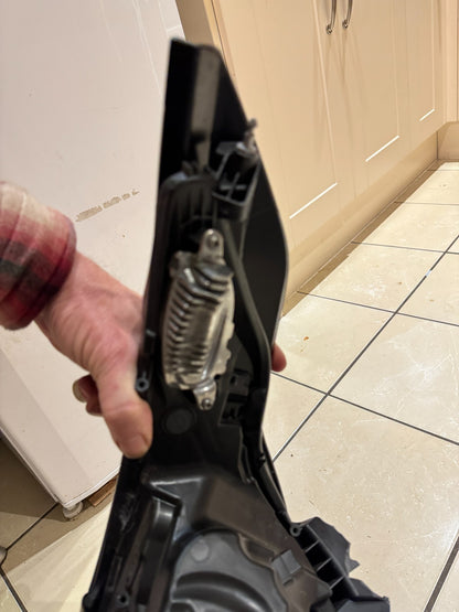 Genuine Land Rover Discovery V (L462) MY42-13W029-GB LED HIGH LT Right DAMAGED