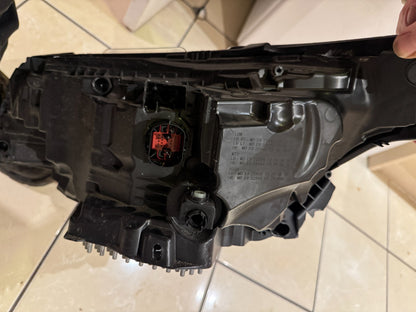 Genuine Land Rover Discovery V (L462) MY42-13W029-GB LED HIGH LT Right DAMAGED