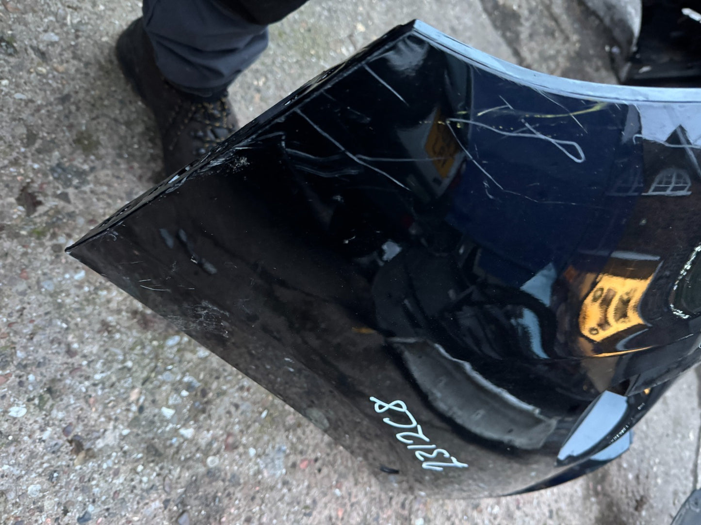 LATE 2024 Range Rover Sport OEM L461 2022- ON L461 FRONT BUMPER Santorini Black