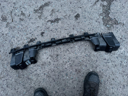 JAGUAR E-PACE X540 BUMPER MOUNT BRACKET REAR CENTRE MIDDLE J9C317E855A 2019