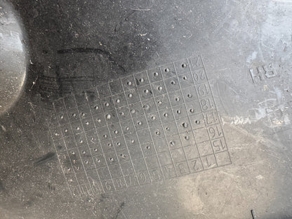 HYUNDAI IONIQ EV 2016+ FRONT RIGHT DRIVER SIDE WHEEL ARCH LINER SPLASH GUARD