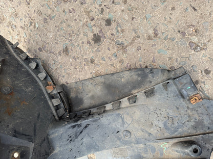 inner wheel arch front left Porsche 911 Carrera 996 99650422300 damaged