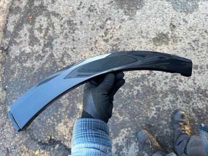 Audi Q4 E-Tron Front Right Side Wheel Arch 89A853026F Genuine broken clips