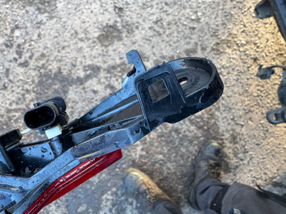 Land Rover Range Rover Velar 2024 Left rear fog light J8A215K273AE Bent Clip