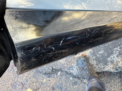 Land Rover Range Rover Evoque L551 Front Left Door Moulding K8D221065C Damaged