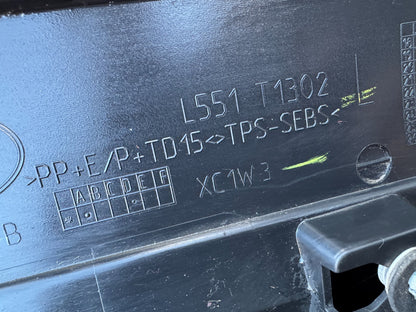 Land Rover Range Rover Evoque L551 Front Left Door Moulding K8D221065C Damaged