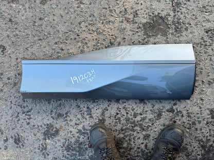 JAGUAR I PACE RIGHT REAR DOOR MOULDING 2019 - ON GENUINE J9D3 274A48 scratched