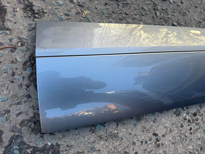 JAGUAR I-PACE X590 RIGHT FRONT DOOR LOWER MOULDING J9D321064A scratched