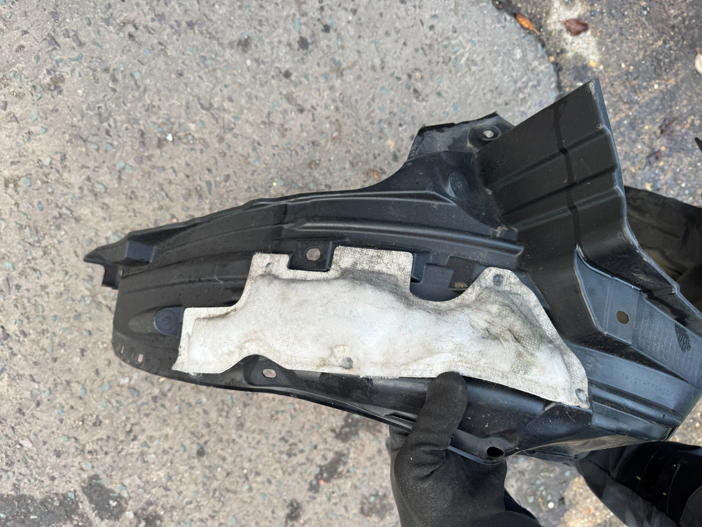 2010-15 GENUINE HONDA JAZZ FRONT RIGHT SPLASH GUARD ARCH LINER 74101-TF0