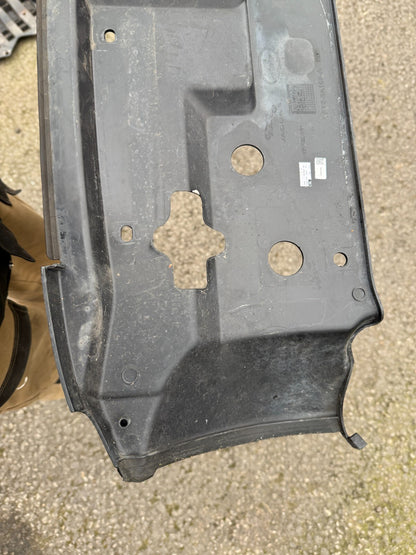 2023/24 Land Rover Defender L663 Front Bumper Top Trim L8b28a100a