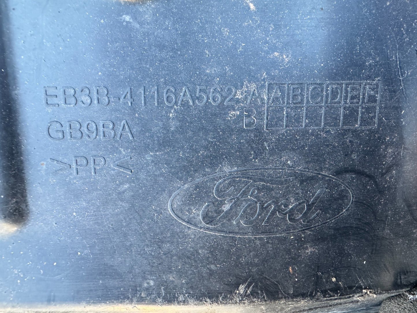 Ford Ranger Wildtrak Front Right Inner Wheel Arch 2016-2023 EB3B4116A562