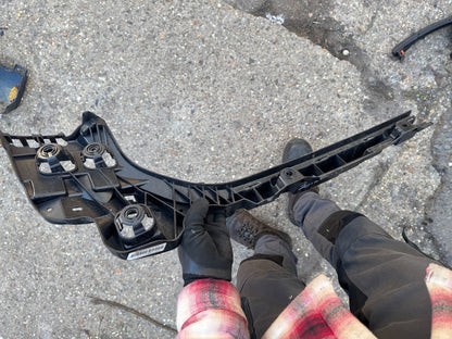 BMW G21 Bumper Bracket Rear Right 7469366 330e 2020 RHD 17535677