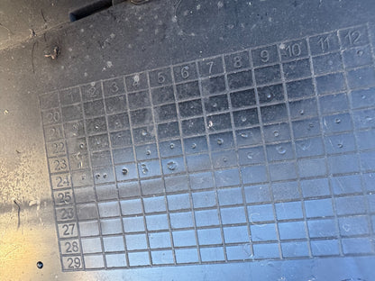 LATE 2024 LAND ROVER DISCOVERY FRONT MAIN GRILL ORIGINAL GENUINE MY428A189AD