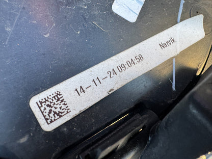 LATE 2024 LAND ROVER DISCOVERY FRONT MAIN GRILL ORIGINAL GENUINE MY428A189AD