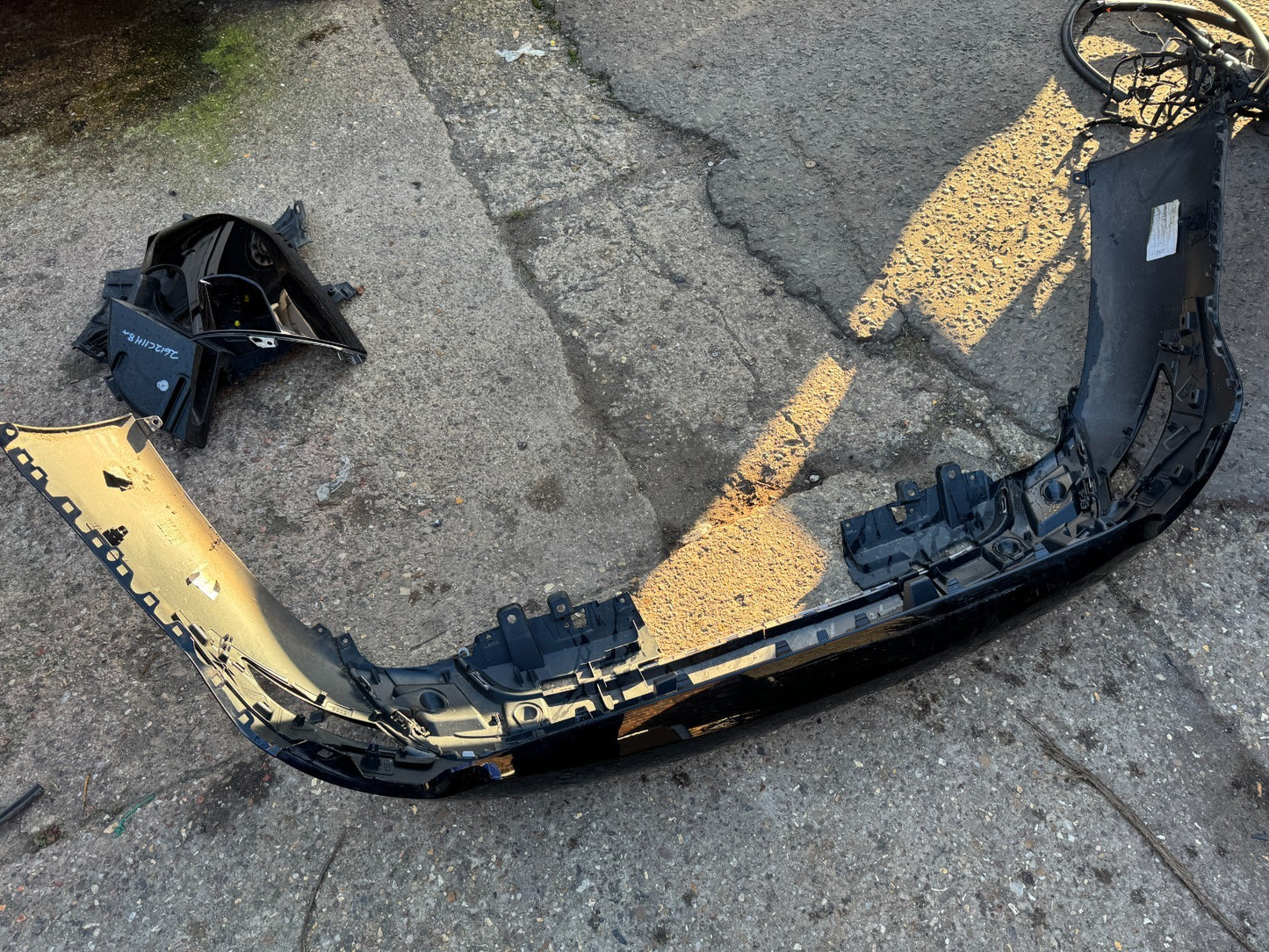 Land Rover Discovery Sport Rear Bumper 2019 ON MY42-17D928-A Genuine *SEE PICS*