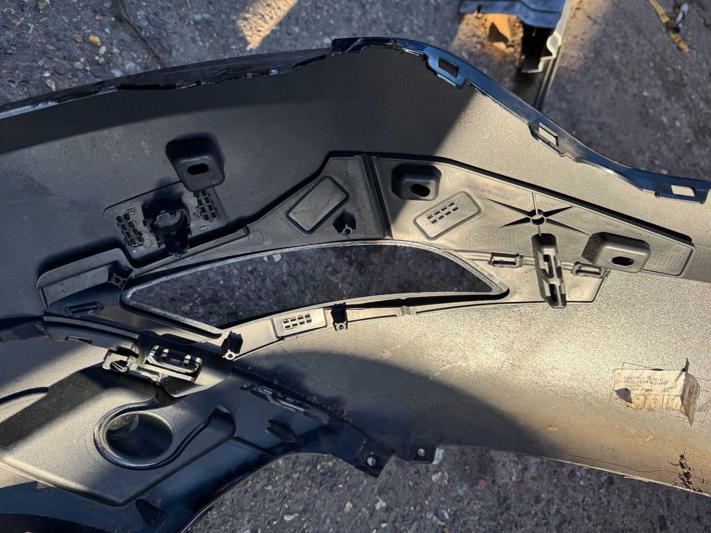 Land Rover Discovery Sport Rear Bumper 2019 ON MY42-17D928-A Genuine *SEE PICS*