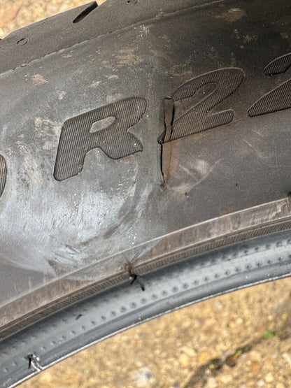 265/40R22 Pirelli PZero JLR 106Y 6.5 mm 2654022 1mm scratch 6.5mm 2023 tyre