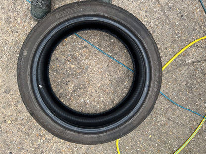 265/40R22 Pirelli PZero JLR 106Y 6.5 mm 2654022 1mm scratch 6.5mm 2023 tyre