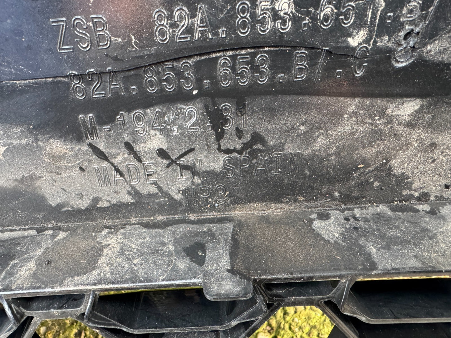 2025 GENUINE AUDI A1 SE FRONT BUMPER 2019 ONWARDS 82A807437A DAMAGED