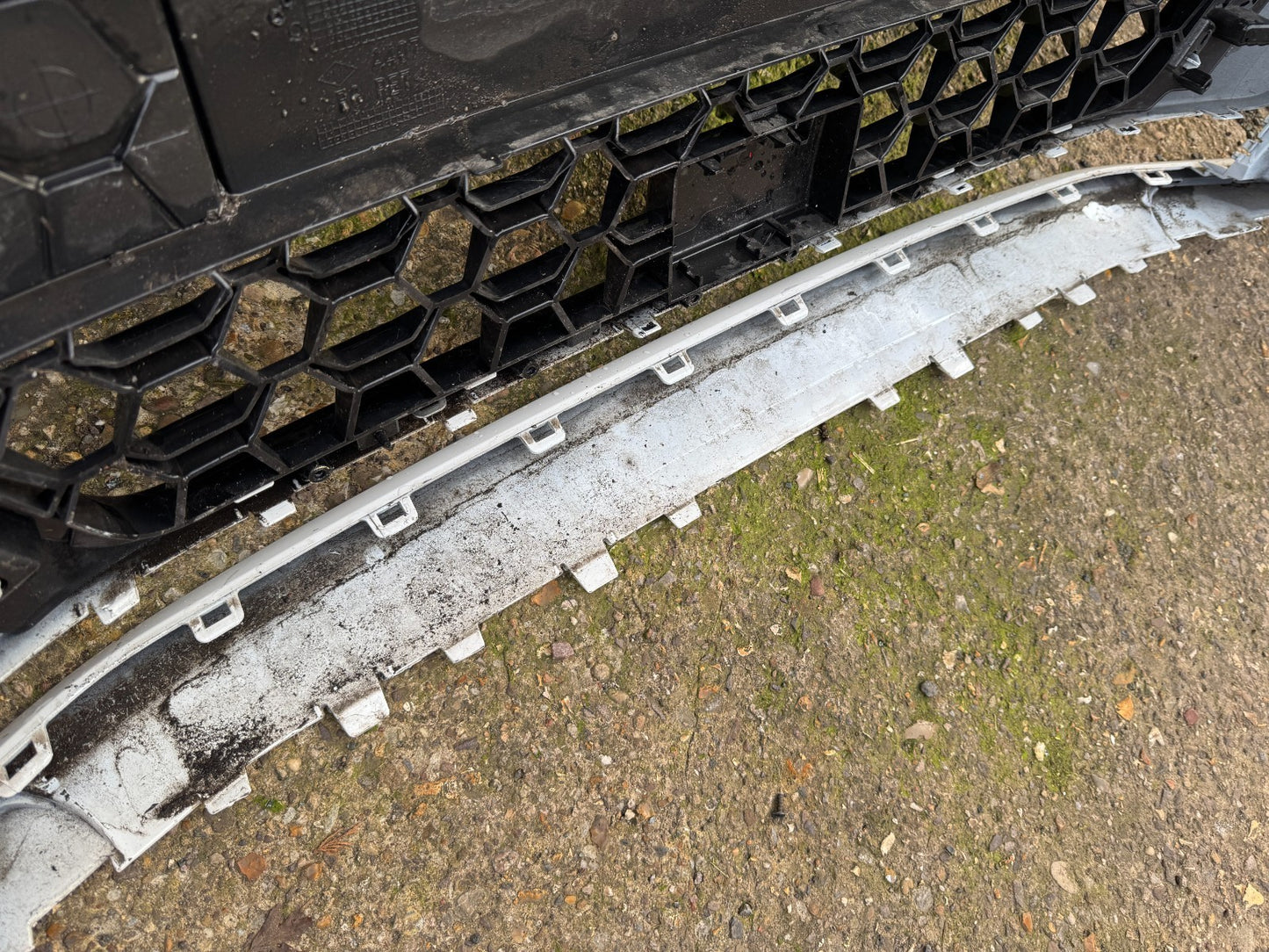 2025 GENUINE AUDI A1 SE FRONT BUMPER 2019 ONWARDS 82A807437A DAMAGED