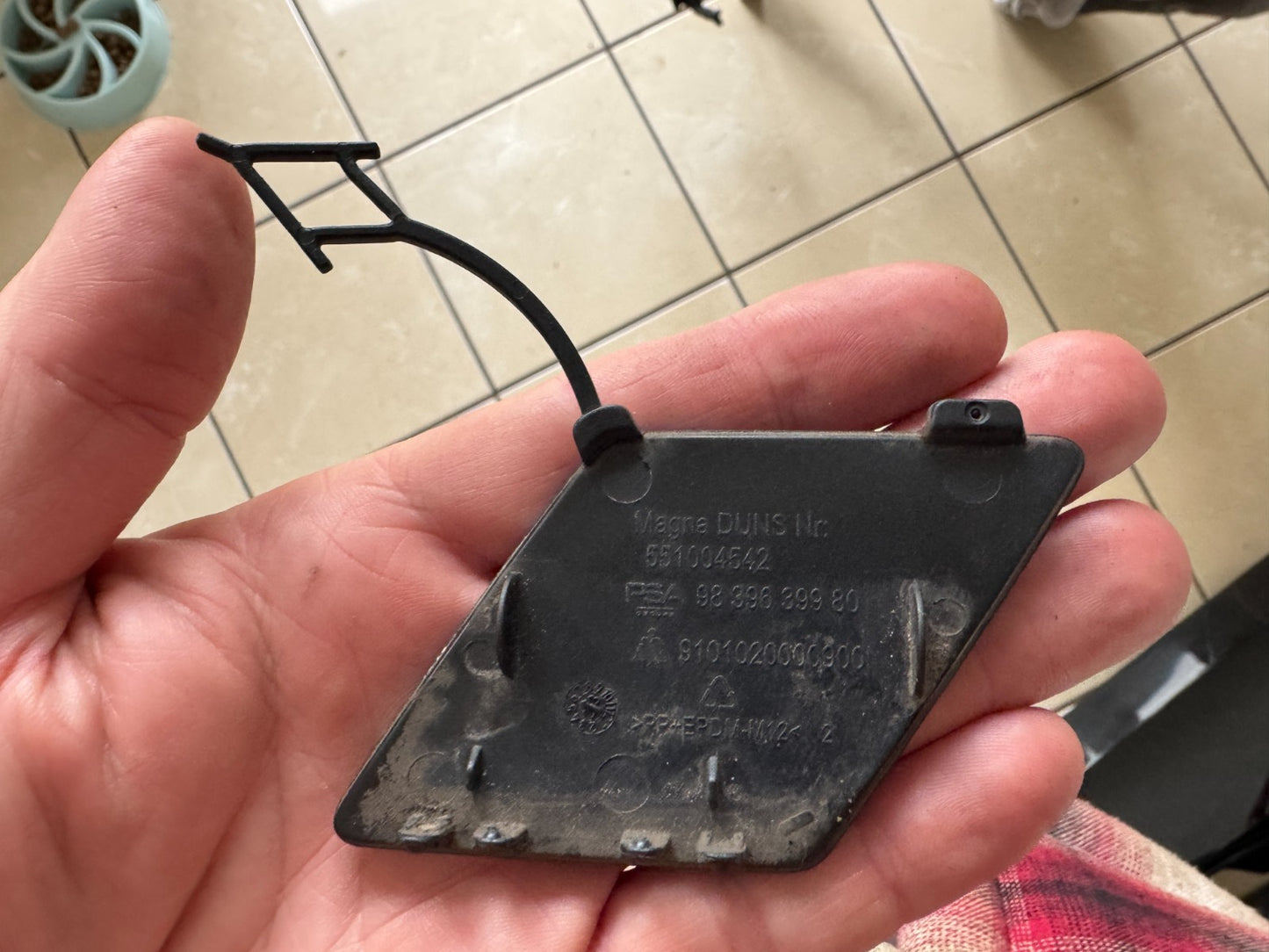 VAUXHALL ASTRA L REAR BUMPER TOWING  EYE COVER GENUINE 9839639980 2023 BLUE