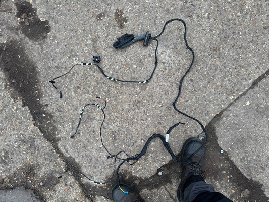 BMW 5 F10 F11 2012 Right or Left rear door wiring loom 9312735