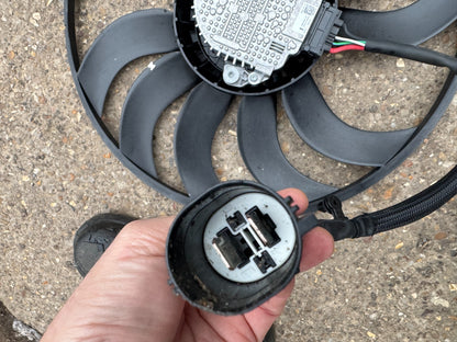 RANGE ROVER & JAGUAR MODELS ENGINE RADIATOR FAN ONLY DAMAGED K8D28C607BF