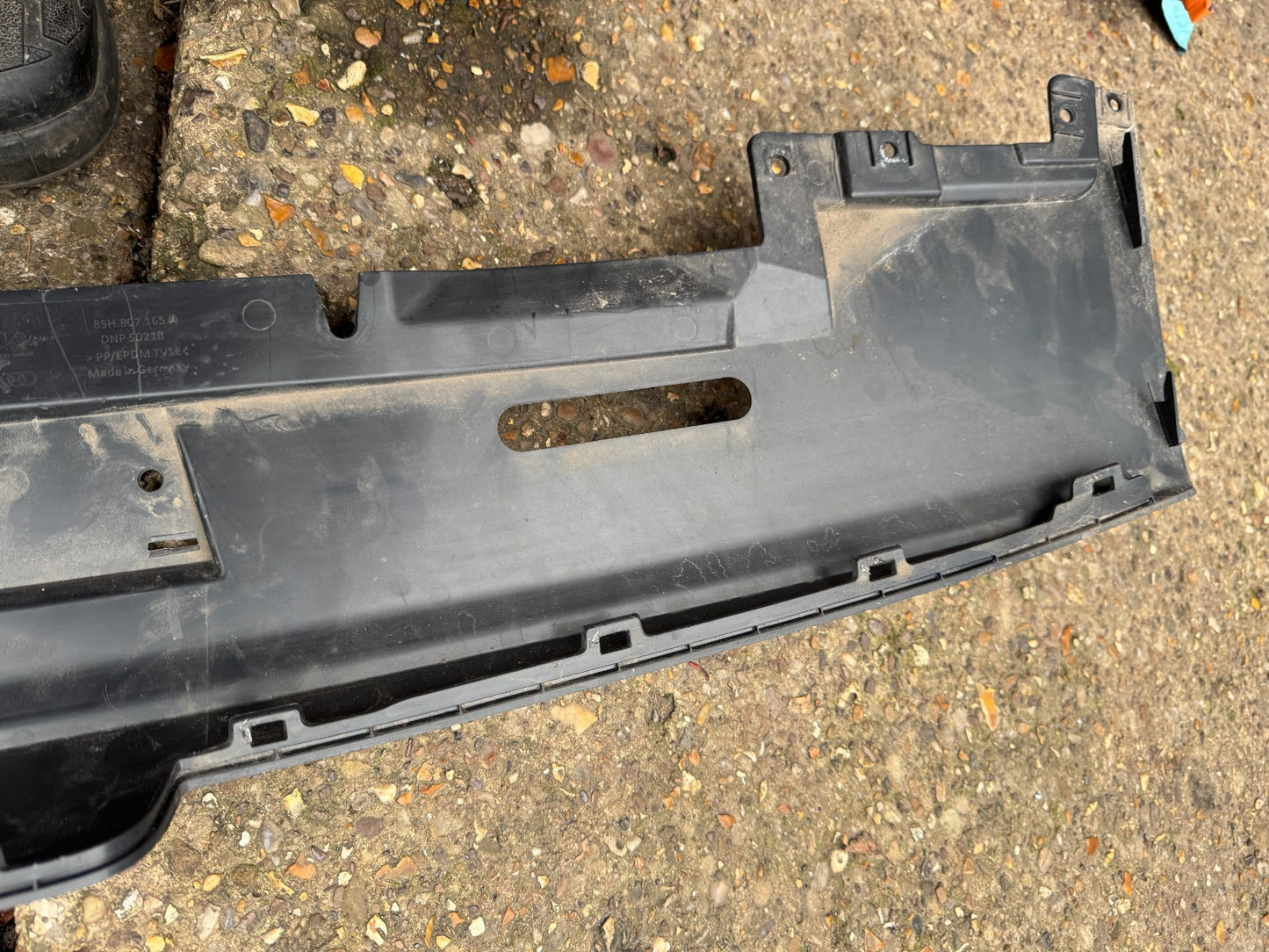 Audi Q6 e-tron, SQ6 e-tron Splash Shield immediately below the Bumper 85H807165