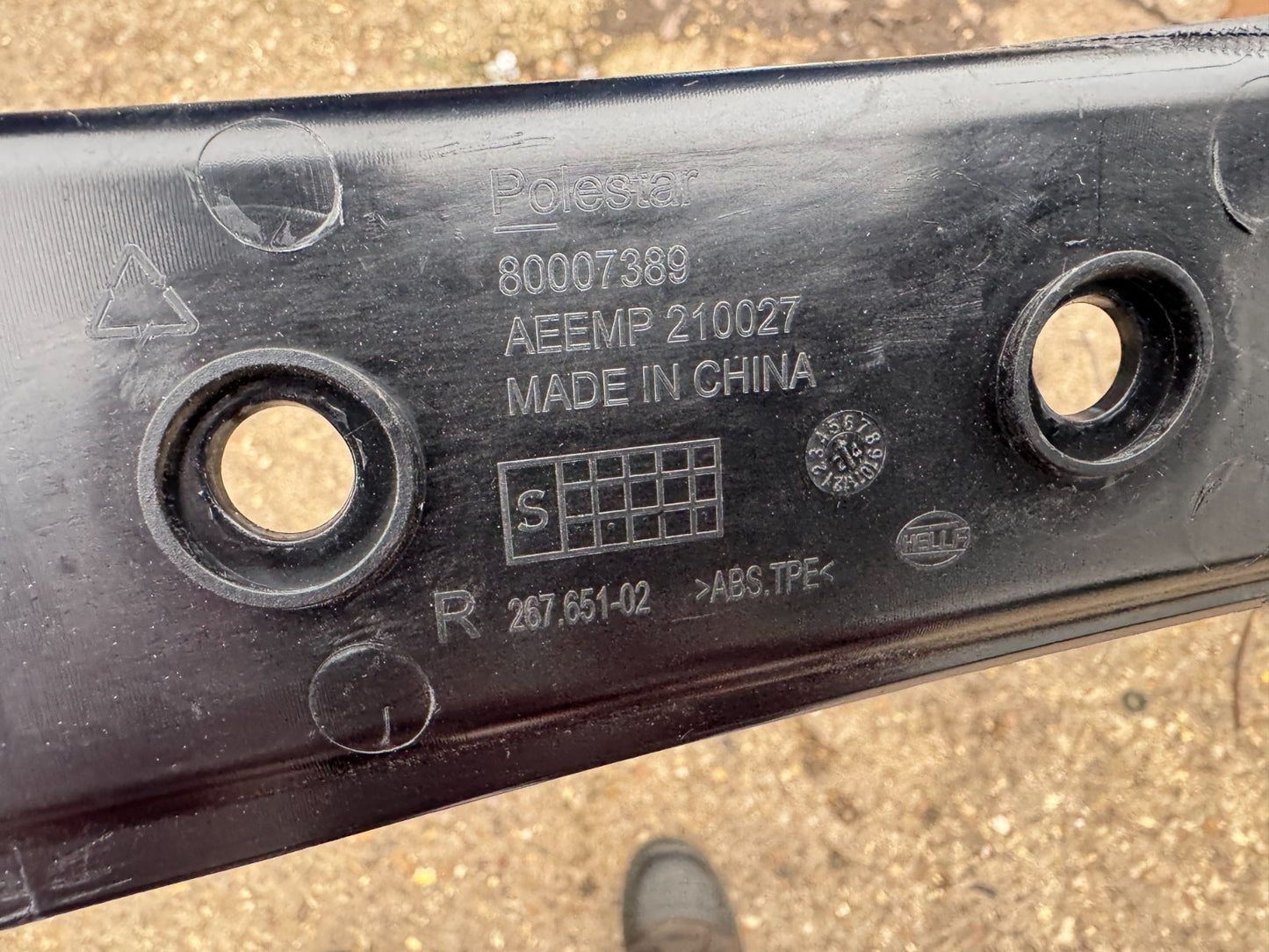 Polestar 4 P417 Volvo Sealing Cover RIGHT 80007389 267.651-02