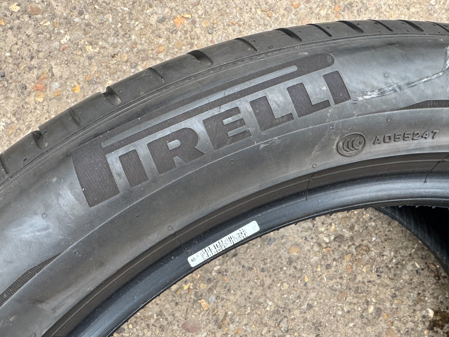 1x 235 50 20 104Y Pirelli P Zero J LR XL Dot:4021 6mm No Repairs Next Day Deliv