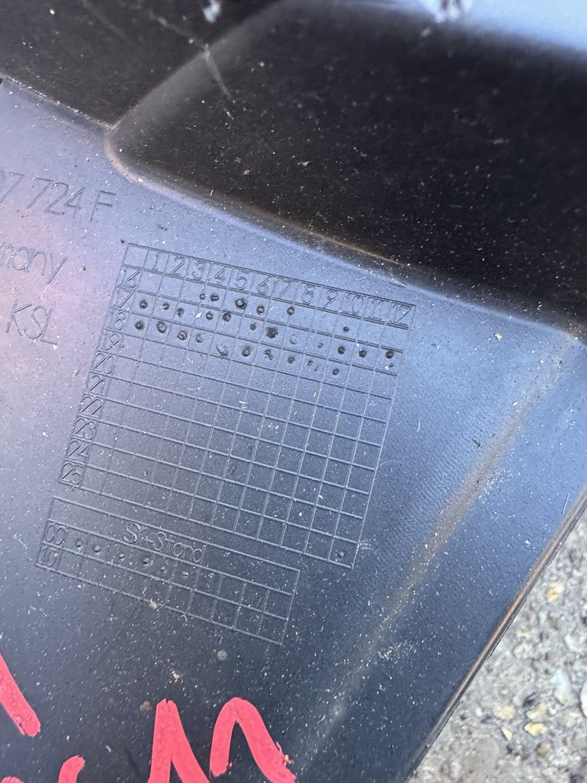 VOLKSWAGEN GOLF MK7 BUMPER MOUNT BRACKET FRONT RIGHT DRIVER SIDE 5G0807724F 2018